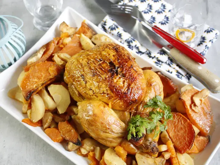 Poulet rôti aux patates douces et panais