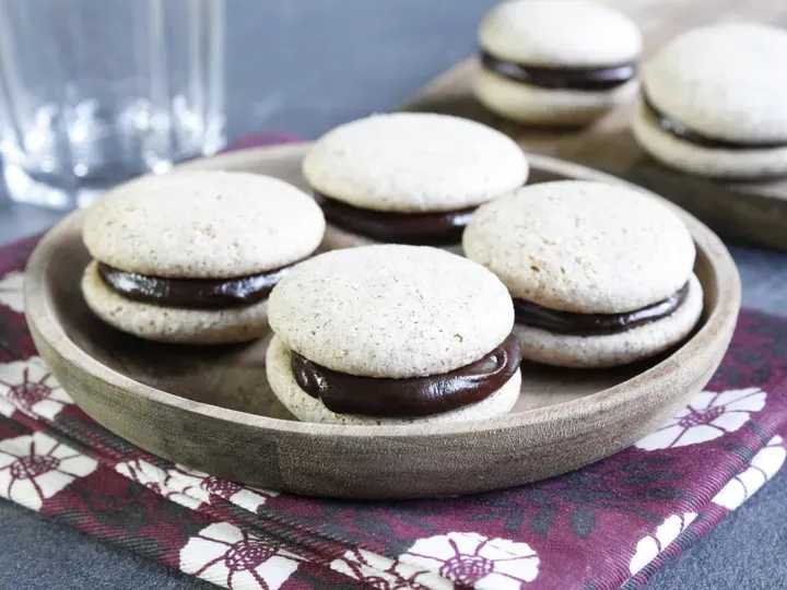 this media has been downloaded from content hub 203375362