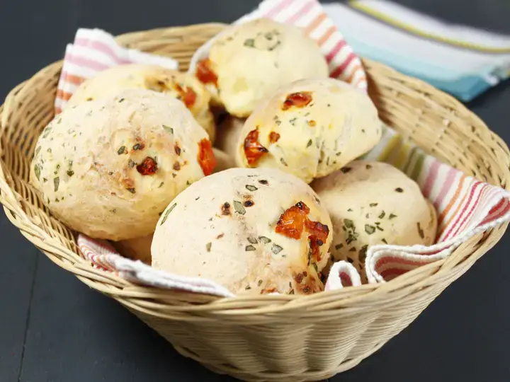 Petits pains tomate basilic Companion