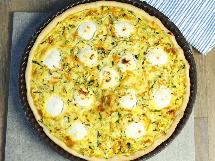 Quiche aux légumes et billes de chèvre