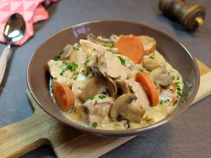 this media has been downloaded from content hub 203178444