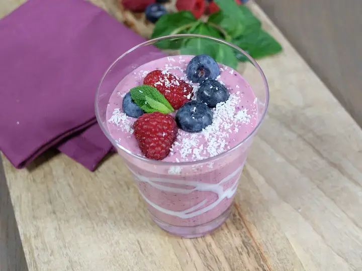 this media has been downloaded from content hub 202083560