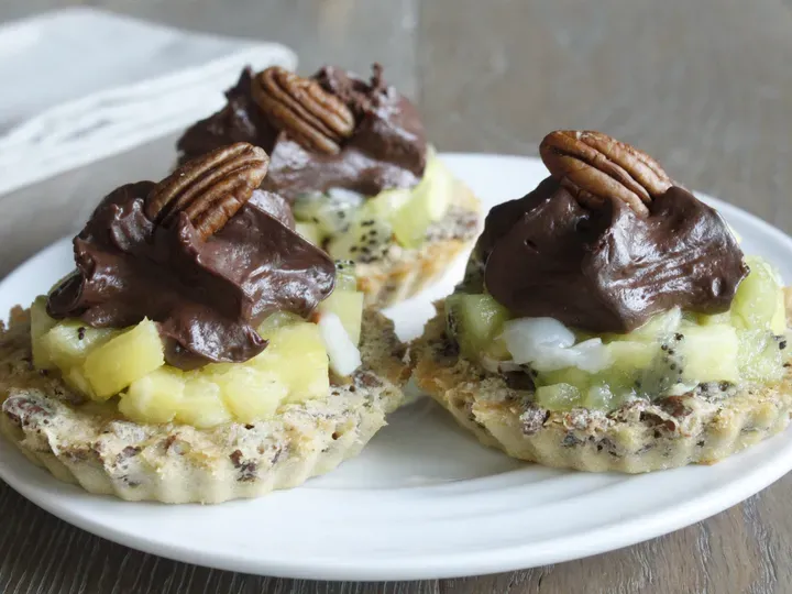 this media has been downloaded from content hub 202082285