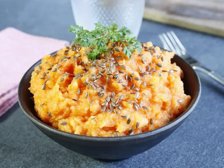 Purée de carottes et panais aux graines