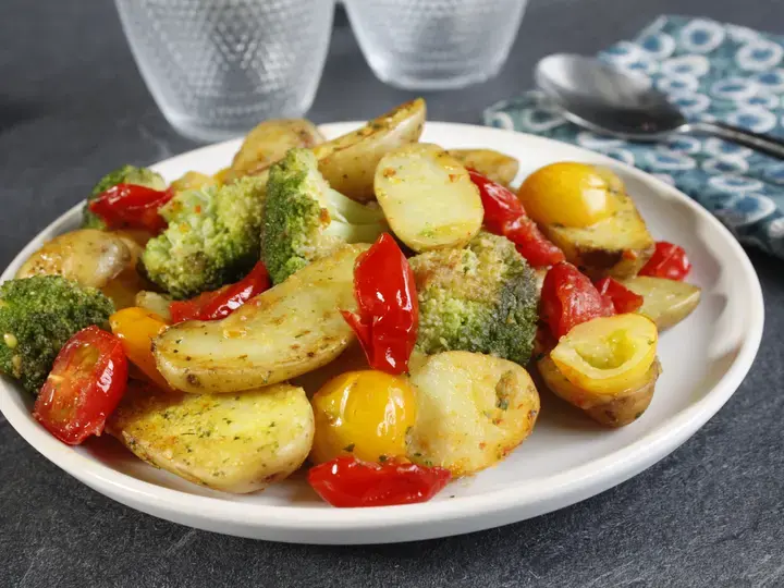 Poelée de rattes brocoli tomates
