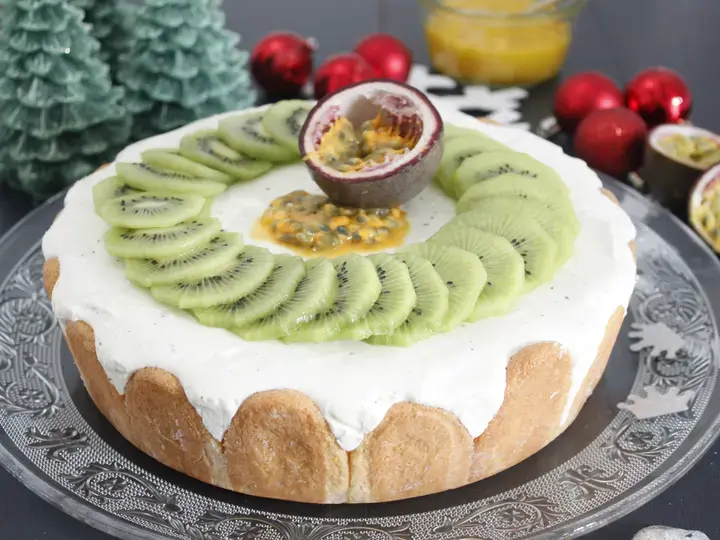 Gâteau glacé aux fruits exotiques