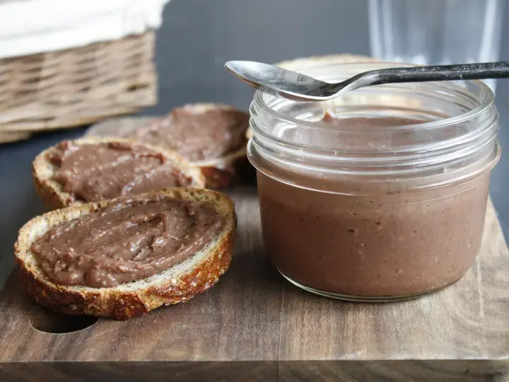 this media has been downloaded from content hub 202077771