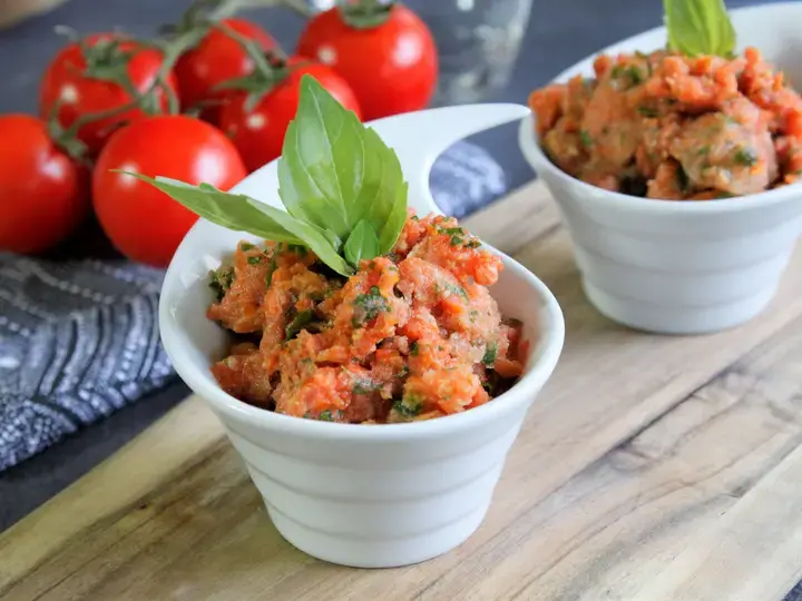 Granité de tomates et basilic