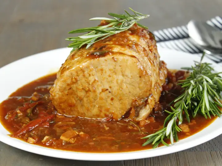 this media has been downloaded from content hub 202096476