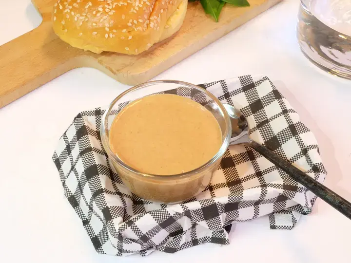 Sauce burger