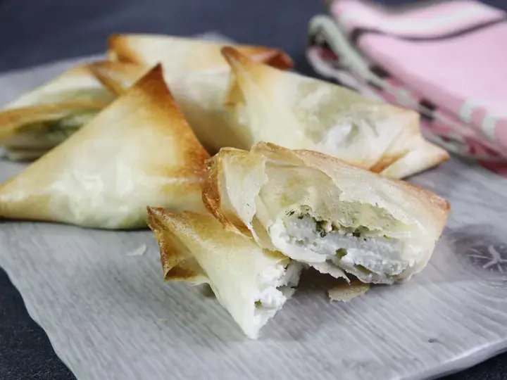 Samossa chèvre basilic