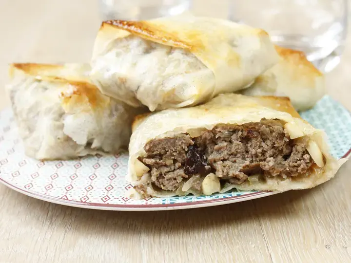 Bricks au boeuf pruneaux et amandes