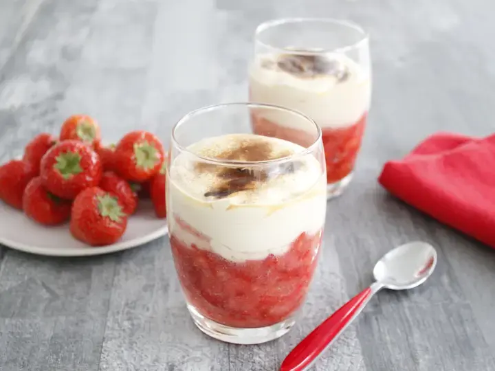 Minestrone de fraises à la mascarpone et ricoré