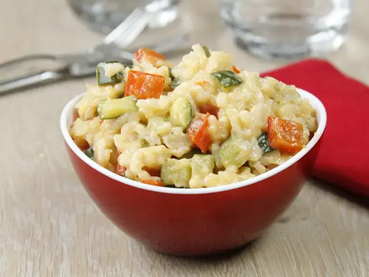 Un risotto végétarien pour l'été à base de légumes du soleil !