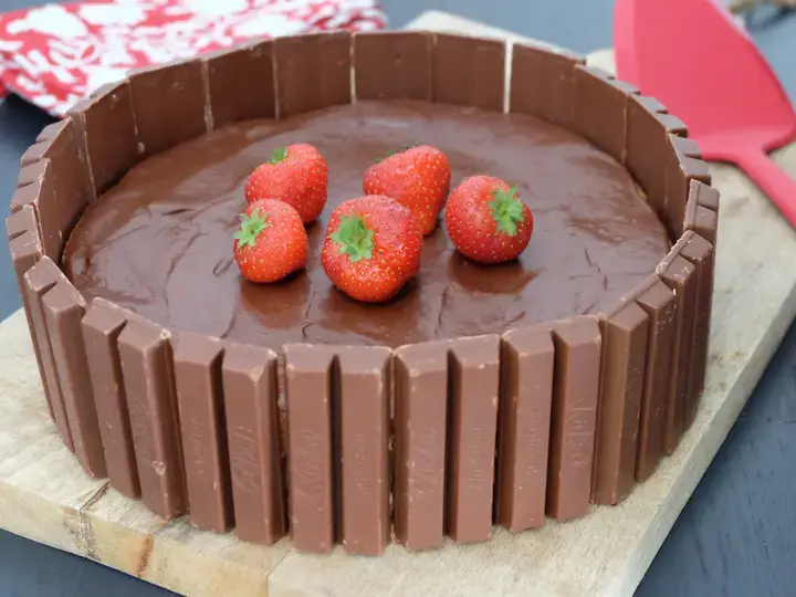 Gateau moelleux poire chocoat Kitkat