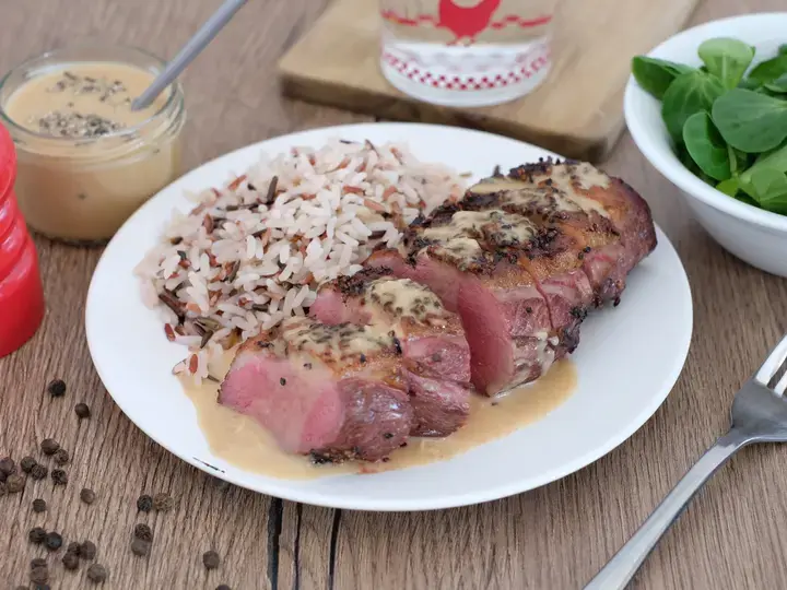 Magret de canard sauce crème poivre