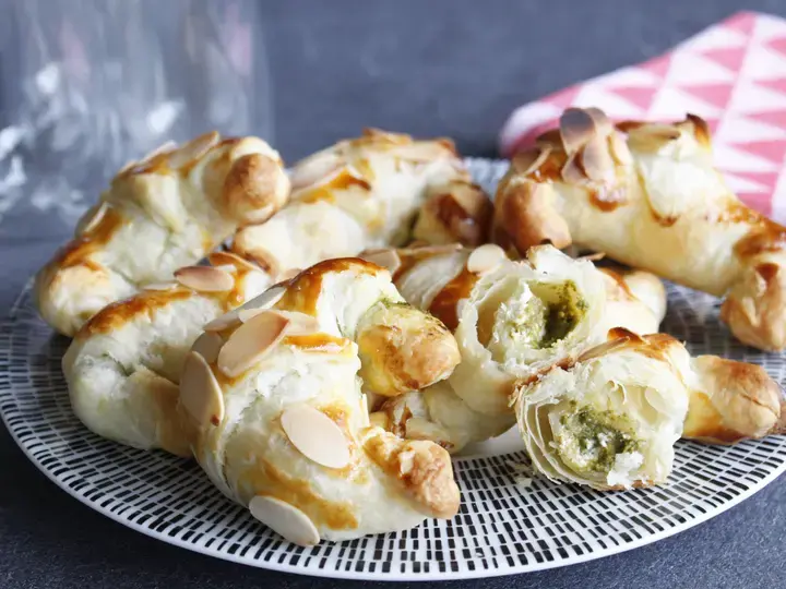 Croissants maison au basilic