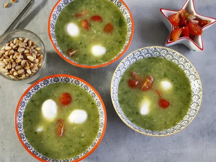 Velouté glacé de courgettes billes de mozza