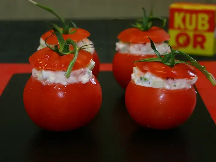 this media has been downloaded from content hub 202110885