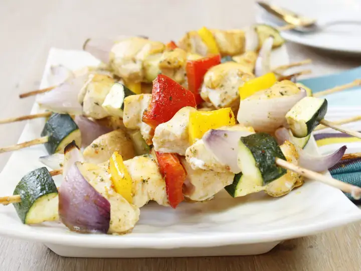 Brochettes de poulet aux poivrons à la marocaine