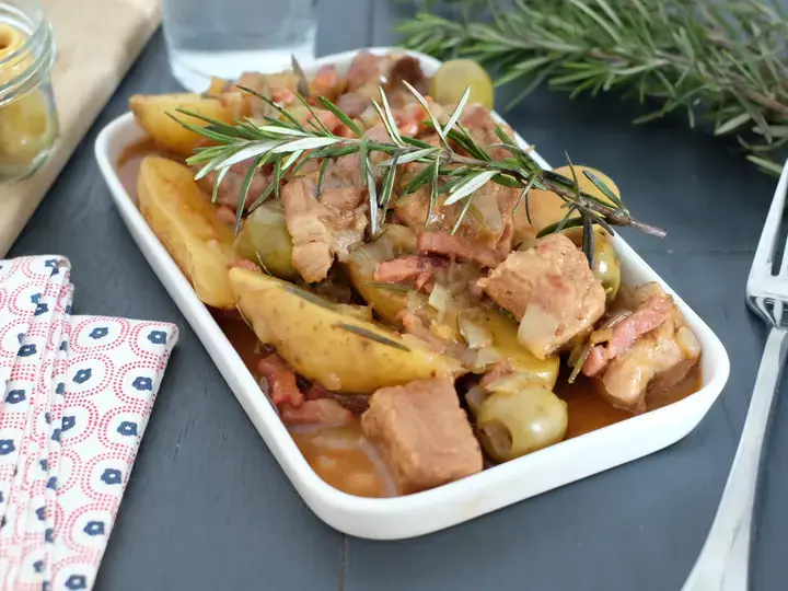 Sauté de porc aux olives