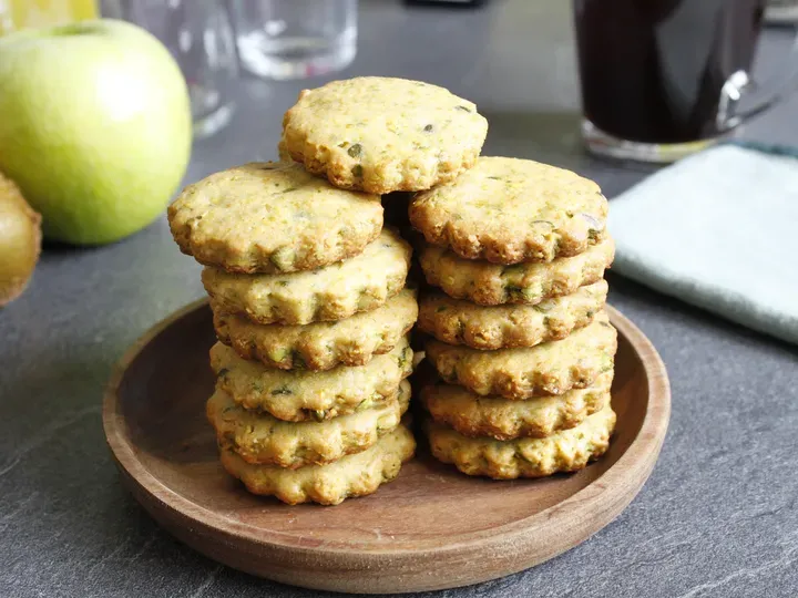 this media has been downloaded from content hub 203375379