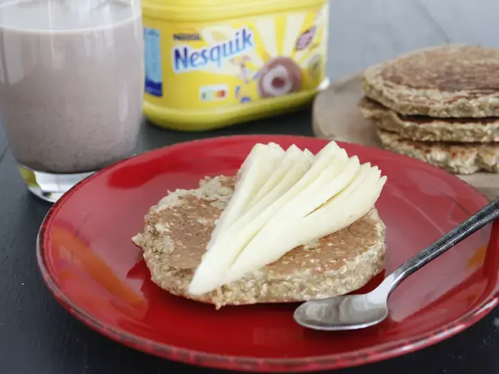 Pancake à l'avoine poire et Nesquik