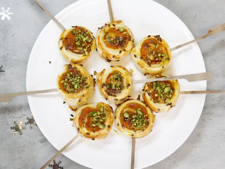 Feuilletés sucettes carottes fruits secs à l'orientale