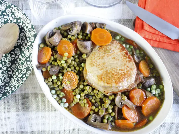 this media has been downloaded from content hub 203195429