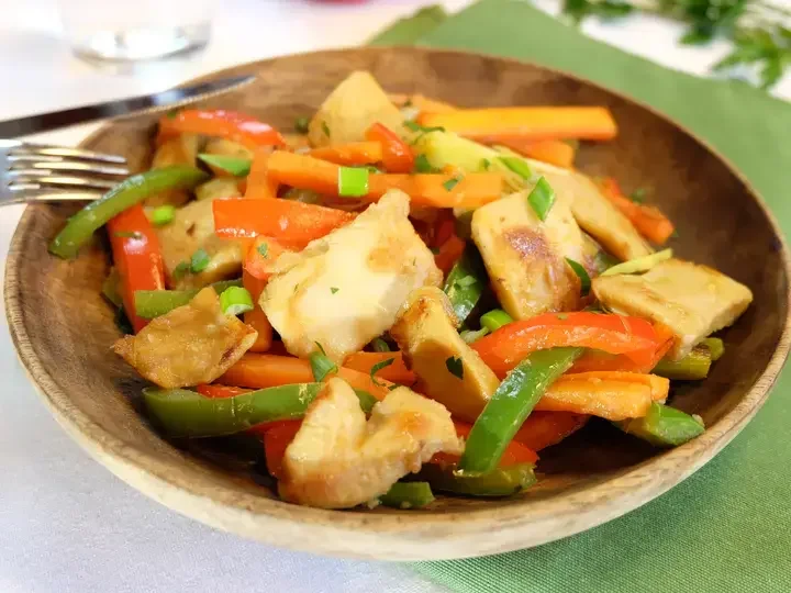 Wok végétarien aux émincés de soja