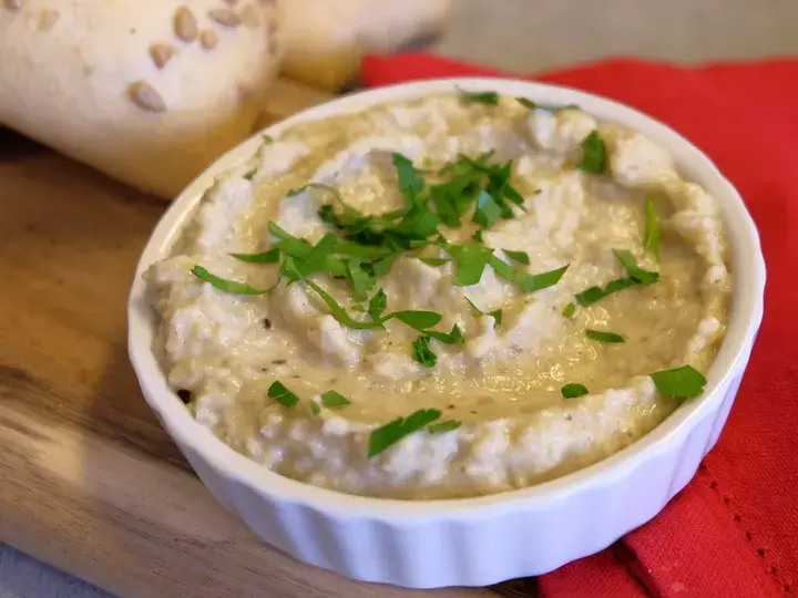 Mezze d'aubergines au yaourt