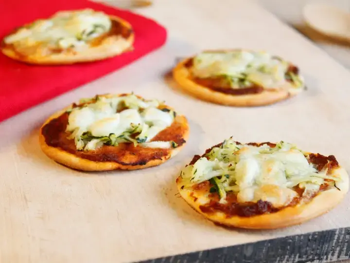 mini pizzas