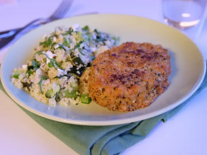 Pavés courgette, taboulé courgette poivron et feta