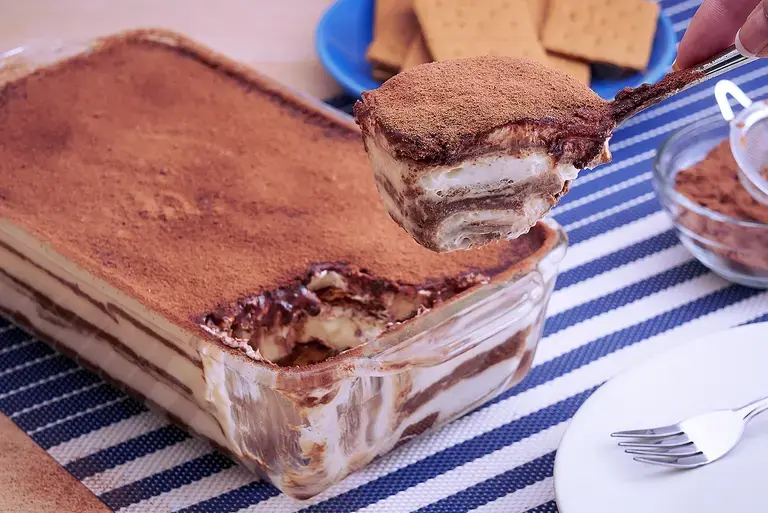 Tiramisu Graham Ref Cake