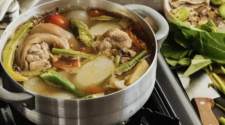 Sinigang na Pata Main