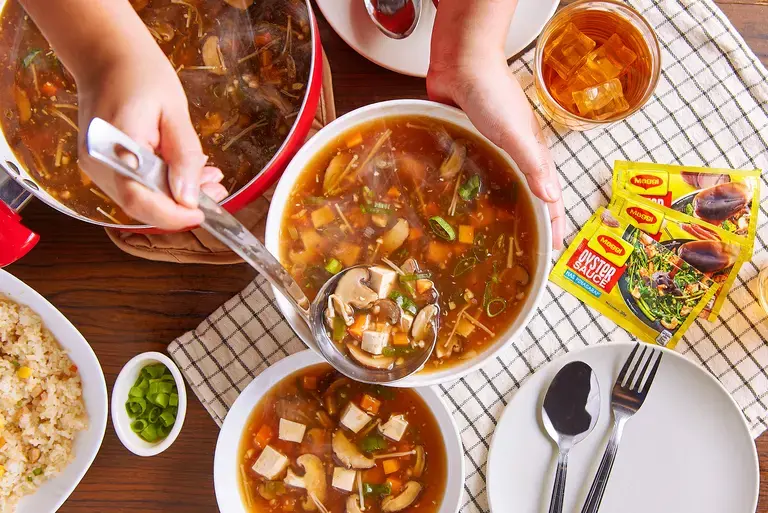 Oystar Mushroom and Tofu Soup