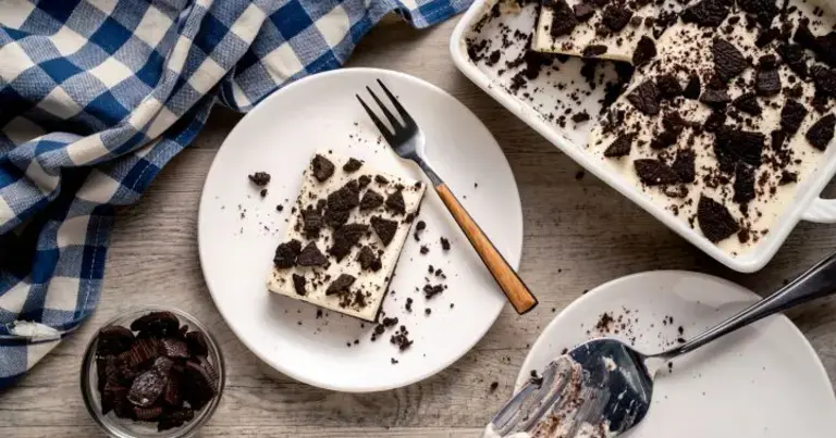 Easy Cookies and Cream Cheesecake | Create with NESTLÉ®