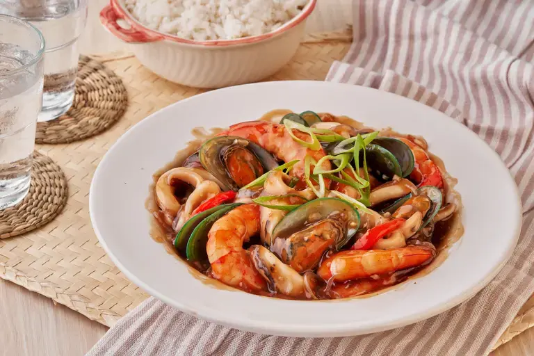 Mixed Seafood with Oyster Sauce