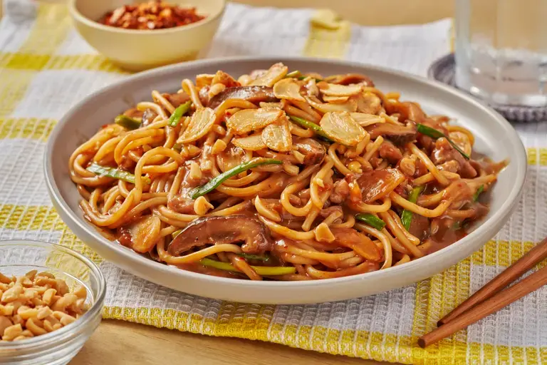 Charlie Chan-Style Chicken Pasta