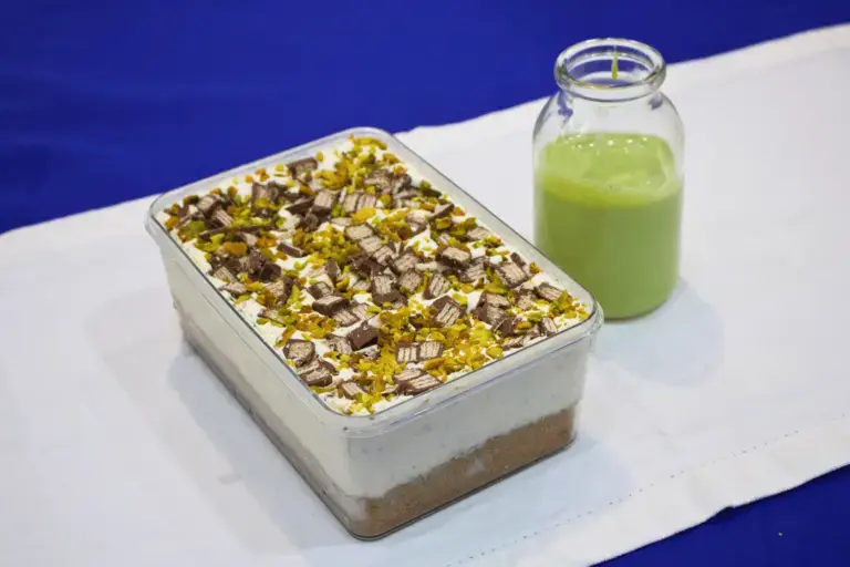 Dubai Chocolate-Inspired Ref Cake