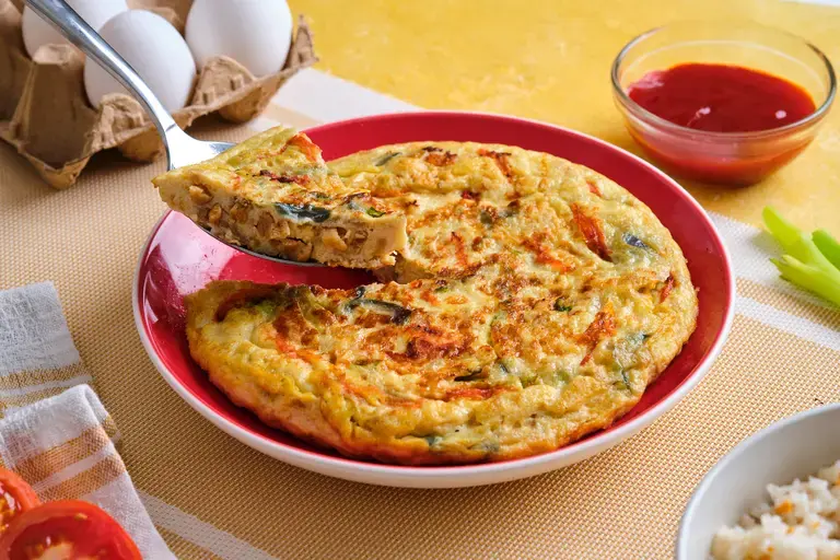 Tortang Sibuyas at Kamatis