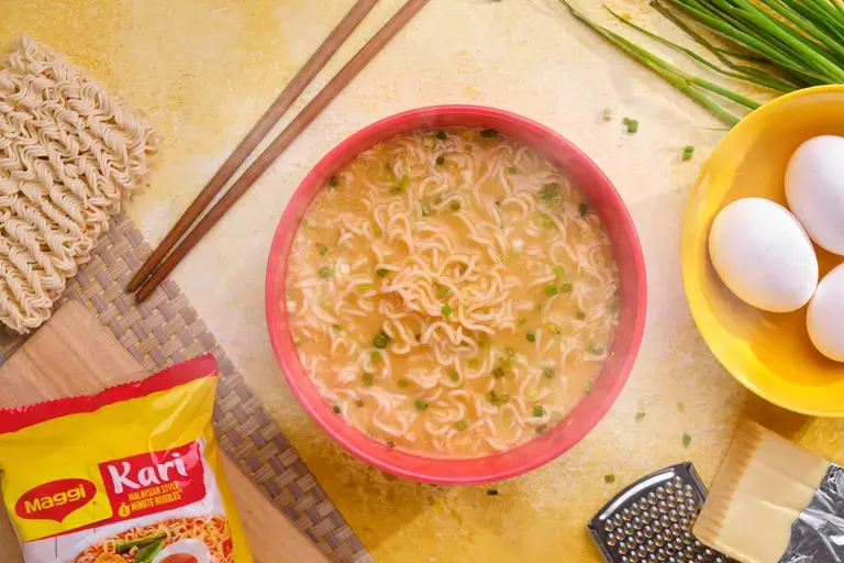 Cheesy Kari with Egg