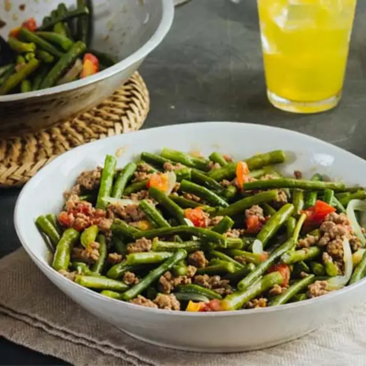 Lunch cover