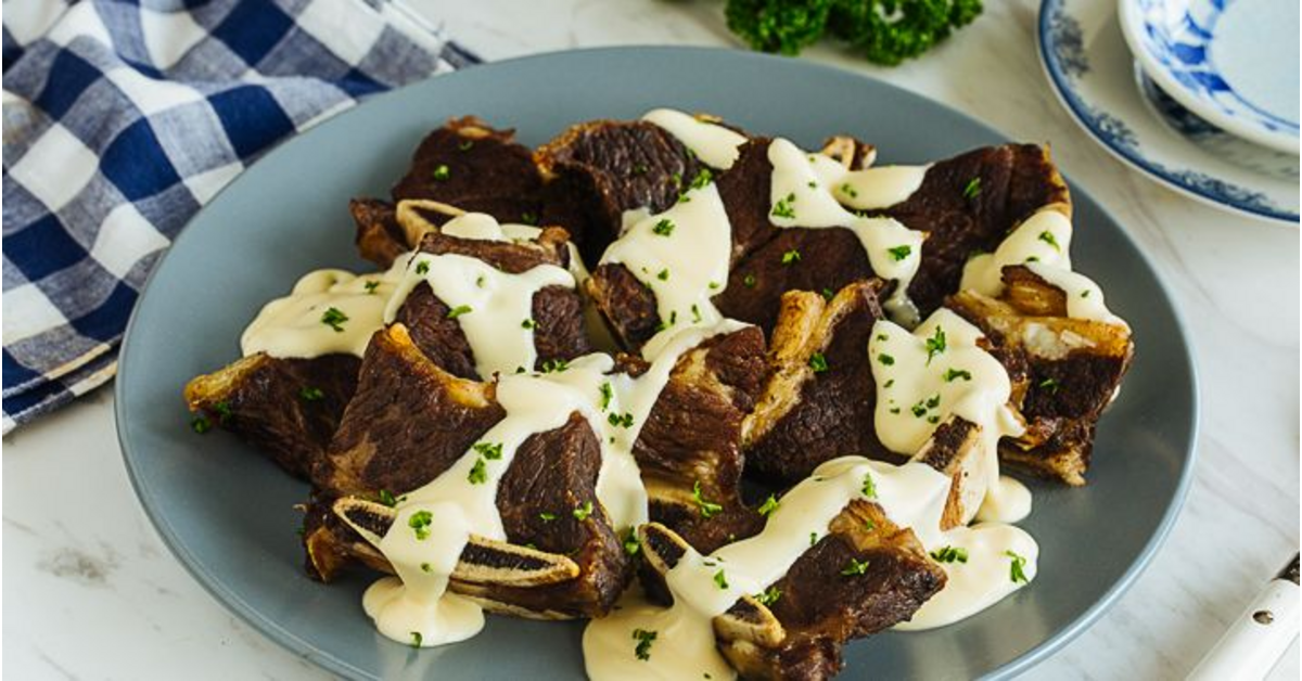Crispy Beef Ribs with Creamy Goodness Gravy | Nestlé Goodnes