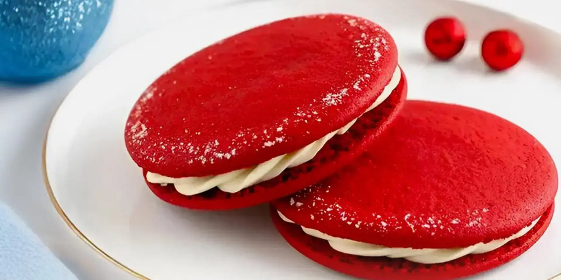 A New Holiday Favorite in The Making: Red Velvet Whoopie Pie