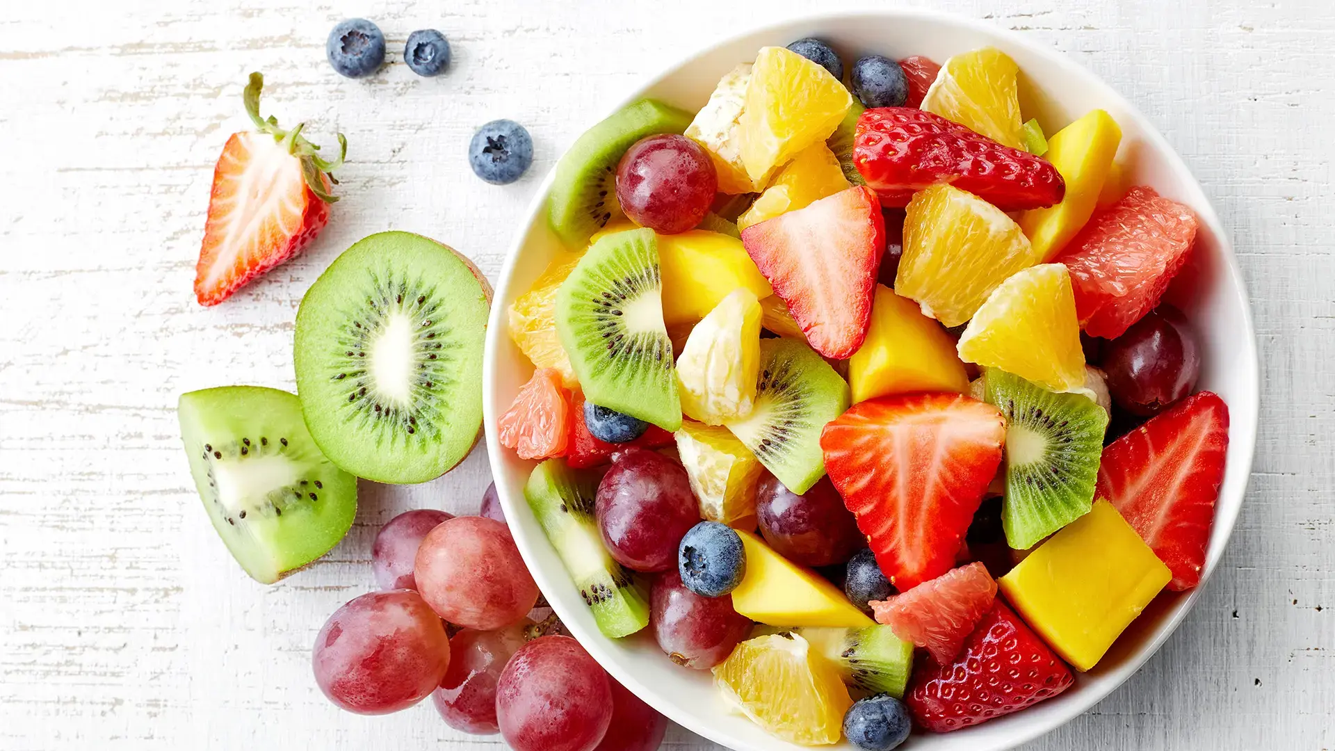 Welcome to the Colorful World of Fruit Bowls