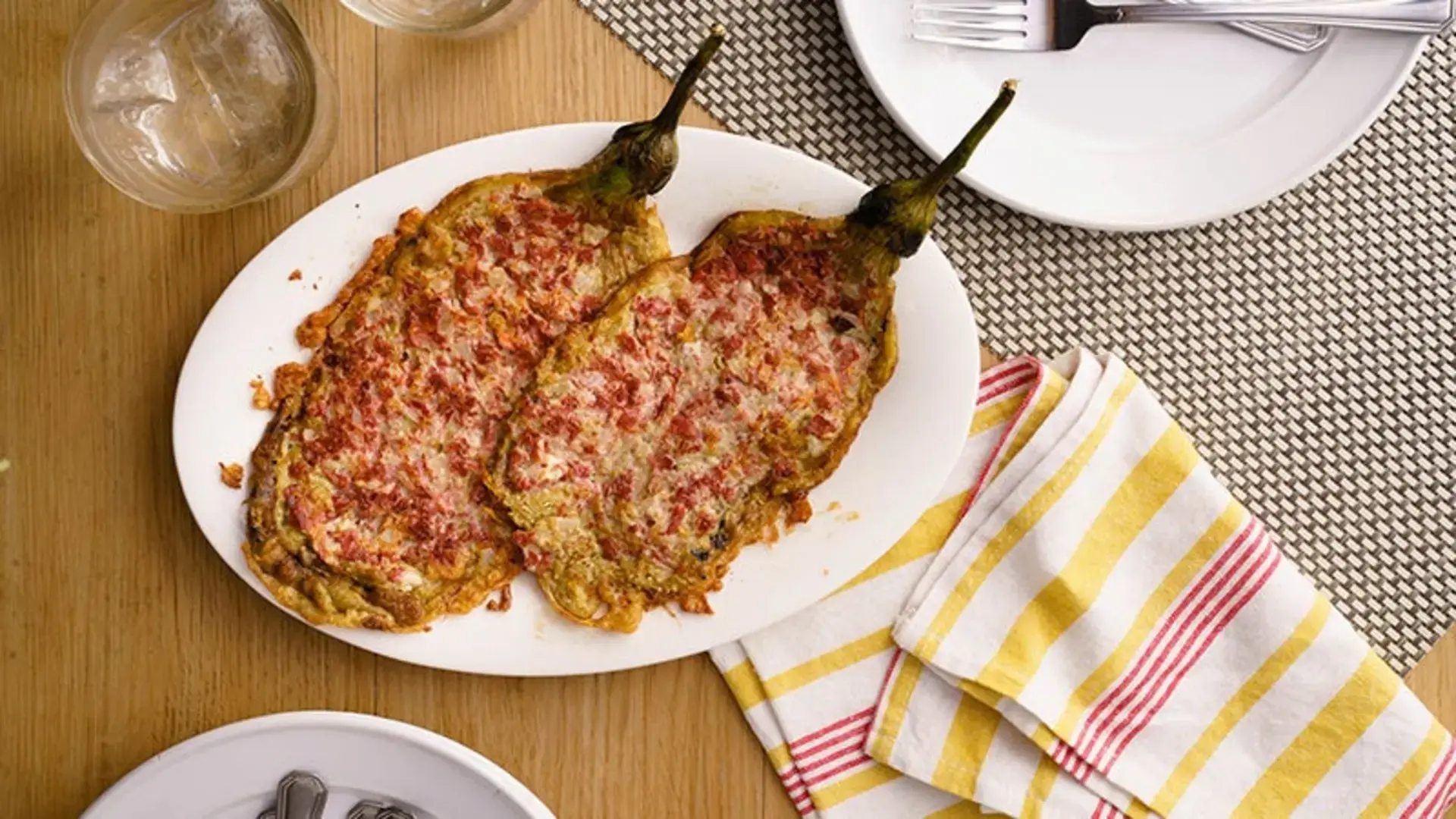 Tortang Talong at Corned Beef