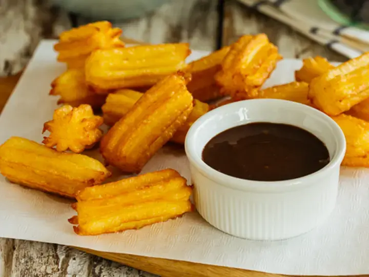 Churritos with Creamy Dreamy Chocolate Dip