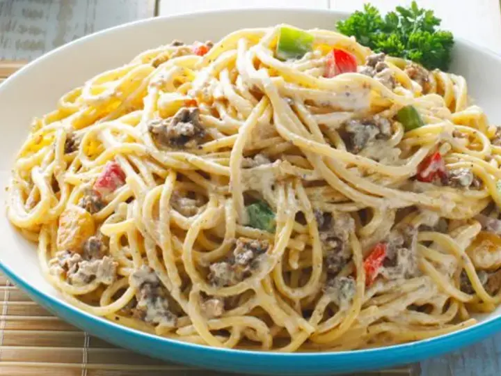 Flavorful Creamy Vigan Longganisa Pasta