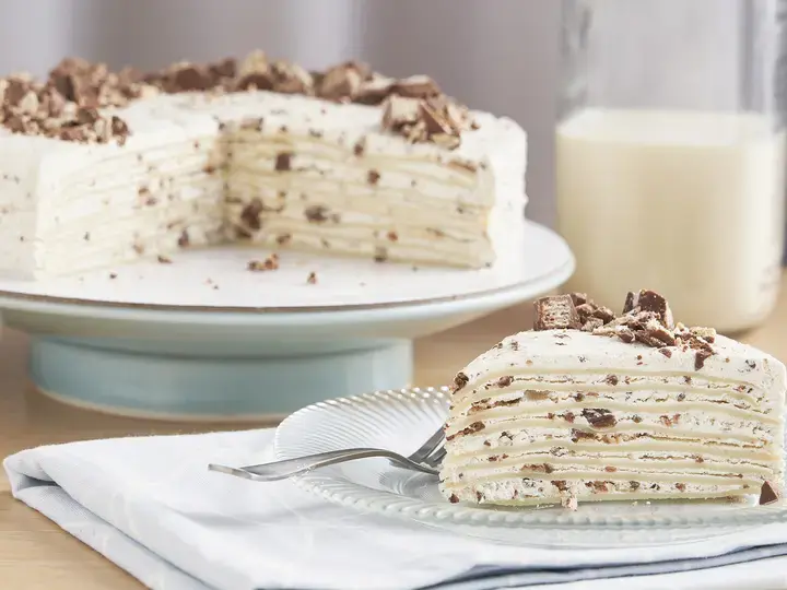 Creamy KitKat® Crepe Cake